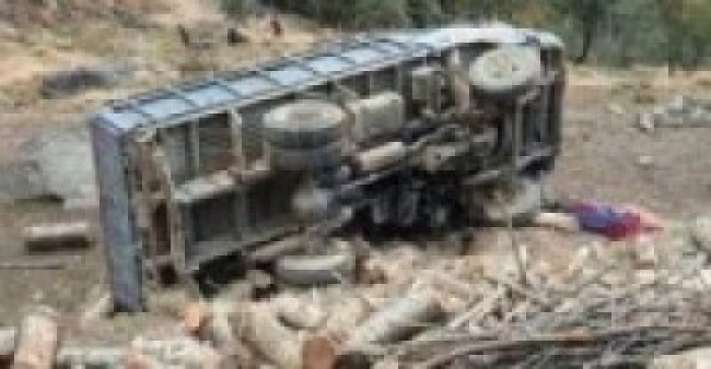 दाङमा बस दुर्घटना हुँदा दुईको मृत्यु, दुईजना घाइते